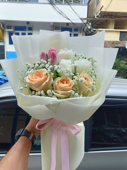 Beautiful Seasonal Flower Bouquet for All Occasions